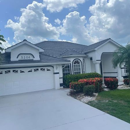 Vila Free Heatedpool On Sailboataccesscanal Boat Lift Cape Coral Exteriér fotografie