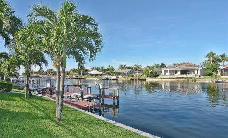 Vila Free Heatedpool On Sailboataccesscanal Boat Lift Cape Coral Exteriér fotografie